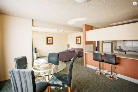 Sandcastles Holiday Apartments - Accommodation ACT 11