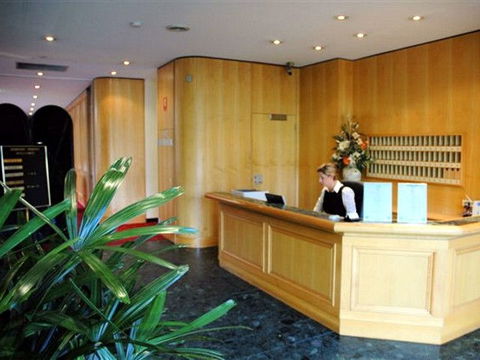 Sandown Regency & Serviced Apartments - Accommodation ACT 1