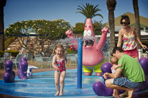 Sea World Resort & Water Park - Accommodation ACT 7