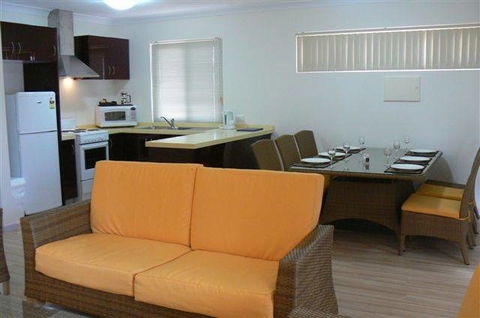Seaspray Beach Holiday Park - Accommodation ACT 5