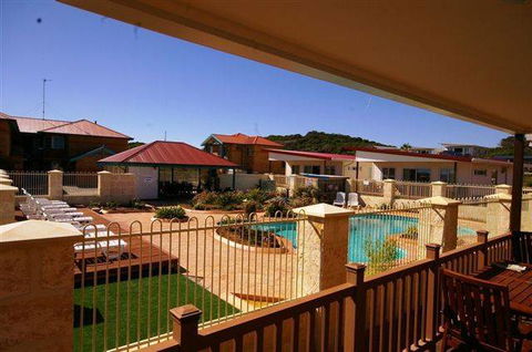 Seaspray Beach Holiday Park - Accommodation ACT 7