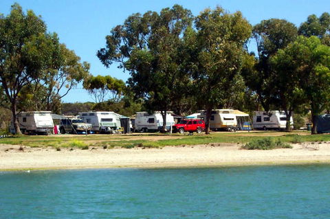 Streaky Bay Foreshore Tourist Park - Accommodation ACT 0
