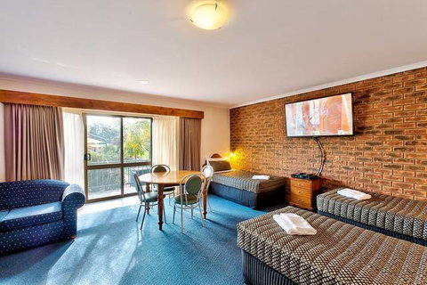 Sundowner Hume Country Motor Inn - Accommodation ACT 7