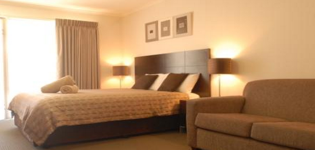 Tea House Motor Inn and Apartments - Accommodation ACT