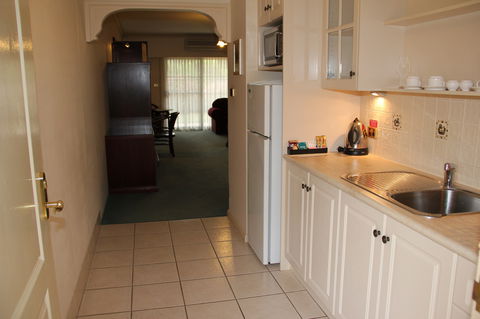 The Lawson Motor Inn - Accommodation ACT 0