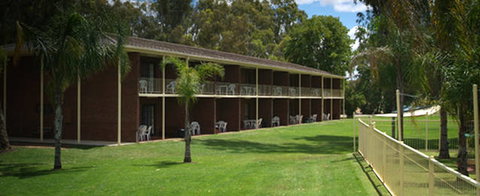 Tocumwal Golf Resort - Accommodation ACT 2