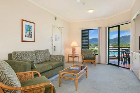 Tropic Towers Apartments - Accommodation ACT 1