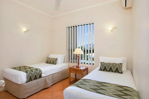 Tropic Towers Apartments - Accommodation ACT 3