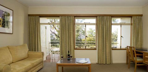 University House - Accommodation ACT 2