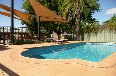 Wagga RSL Club Motel And Apartments - Accommodation ACT 2