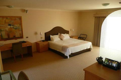 Wagga RSL Club Motel And Apartments - Accommodation ACT 0
