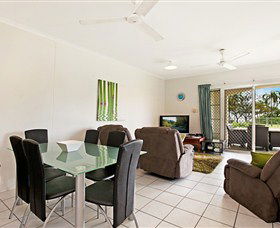 Absolute Beachfront Apartment - Accommodation ACT 6