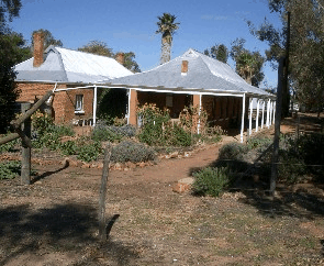 Avondale Discovery Farm - Accommodation ACT