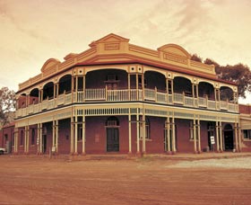 State Hotel - Accommodation ACT 0