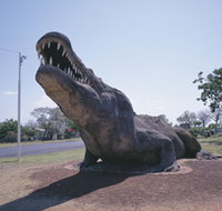 Crocodile Statue - Accommodation ACT