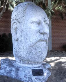 Sir John Forrest Monument - Accommodation ACT 0