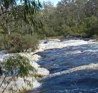 Moons Crossing - Accommodation ACT