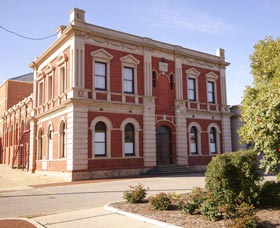Northam Town Hall - Accommodation ACT 0