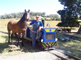Platform 1 Heritage Farm Railway - Accommodation ACT 0