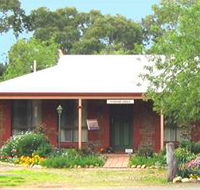 Stacey Studio Gallery  Almond Grove BB - Accommodation ACT