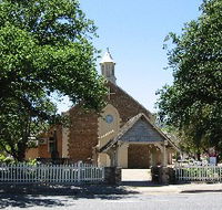 St George Church and Cemetery Tours - Accommodation ACT