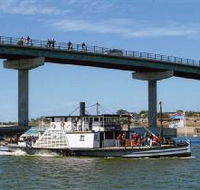 Paddle Steamer Oscar W - Accommodation ACT