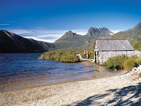 Dove Lake Circuit - Accommodation ACT 0