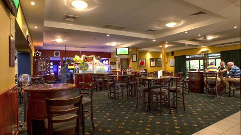Canberra Irish Club - Accommodation ACT 1