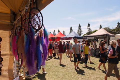 Burleigh Heads Markets - Accommodation ACT 2