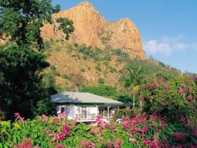 Castle Hill - Accommodation ACT 0