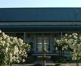 Yeowarra Hill - Accommodation ACT 0