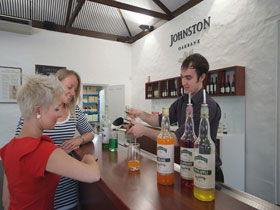 Johnston Oakbank Cellar Door - Accommodation ACT 2