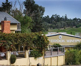 Kellybrook Winery, Kelly Brothers Cider & Riders Brew Co. - Accommodation ACT 2