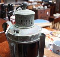 King's Antiques  Collectables - Accommodation ACT