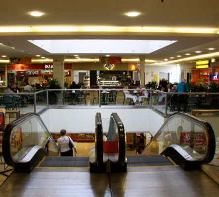 Castle Mall Shopping Centre - Accommodation ACT 2