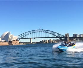 Harbour Jet - Accommodation ACT 0