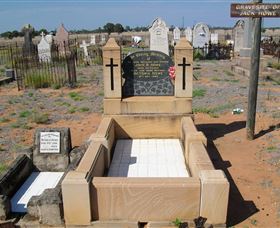 Blackall Cemetery - Accommodation ACT 1
