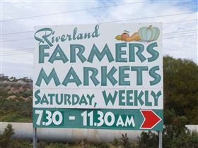 Riverland Farmers Market - Accommodation ACT 0
