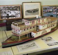 Wentworth Model Paddlesteamer Display - Accommodation ACT