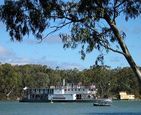 Wentworth NSW Accommodation ACT