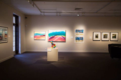 Perc Tucker Regional Gallery - Accommodation ACT 5