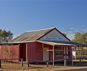 Copperfield Store, Chimney And Cemetery - Accommodation ACT 3