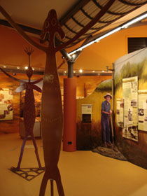 The Quinkan And Regional Cultural Centre - Accommodation ACT 3
