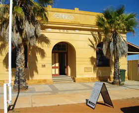 Golden Outback WA Accommodation ACT