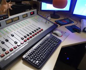 Peak Hill FM Community Radio Station - Accommodation ACT 0