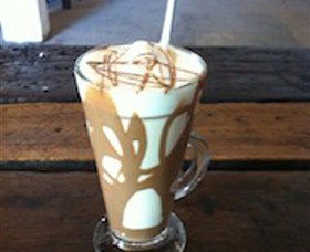 Corowa Whisky And Chocolate - Accommodation ACT 2