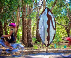 Wagirra Trail And Yindyamarra Sculpture Walk - Accommodation ACT 0
