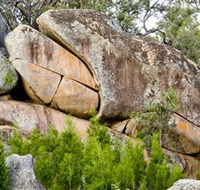 Frog Rock - Accommodation ACT