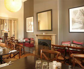 Gerry's @ The Commercial Hotel - Accommodation ACT 1