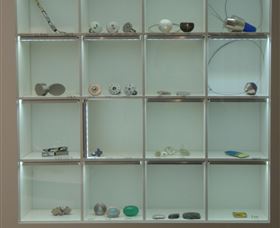 Bilk Gallery For Contemporary Metal And Glass - Accommodation ACT 0